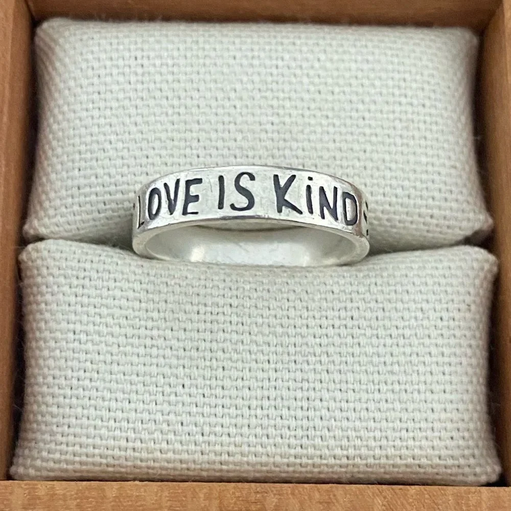 James Avery Retired “Love Is Patient, Love Is Kind” Ring